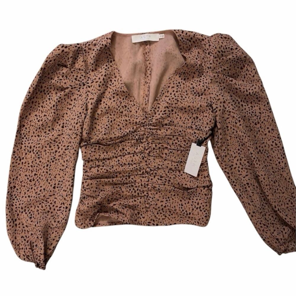 NWT ASTR the Label Colima Leopard Puff Sleeve Cinch Top Clay Animal XS
